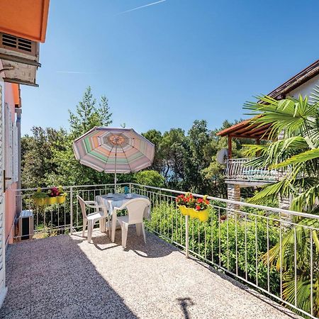 Amazing Apartment In Rovinj With Wifi Bagian luar foto