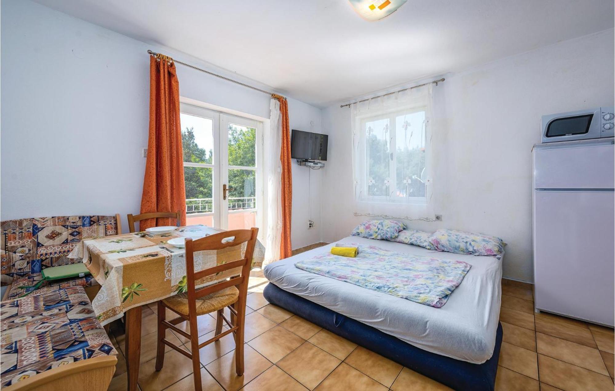 Amazing Apartment In Rovinj With Wifi Bagian luar foto