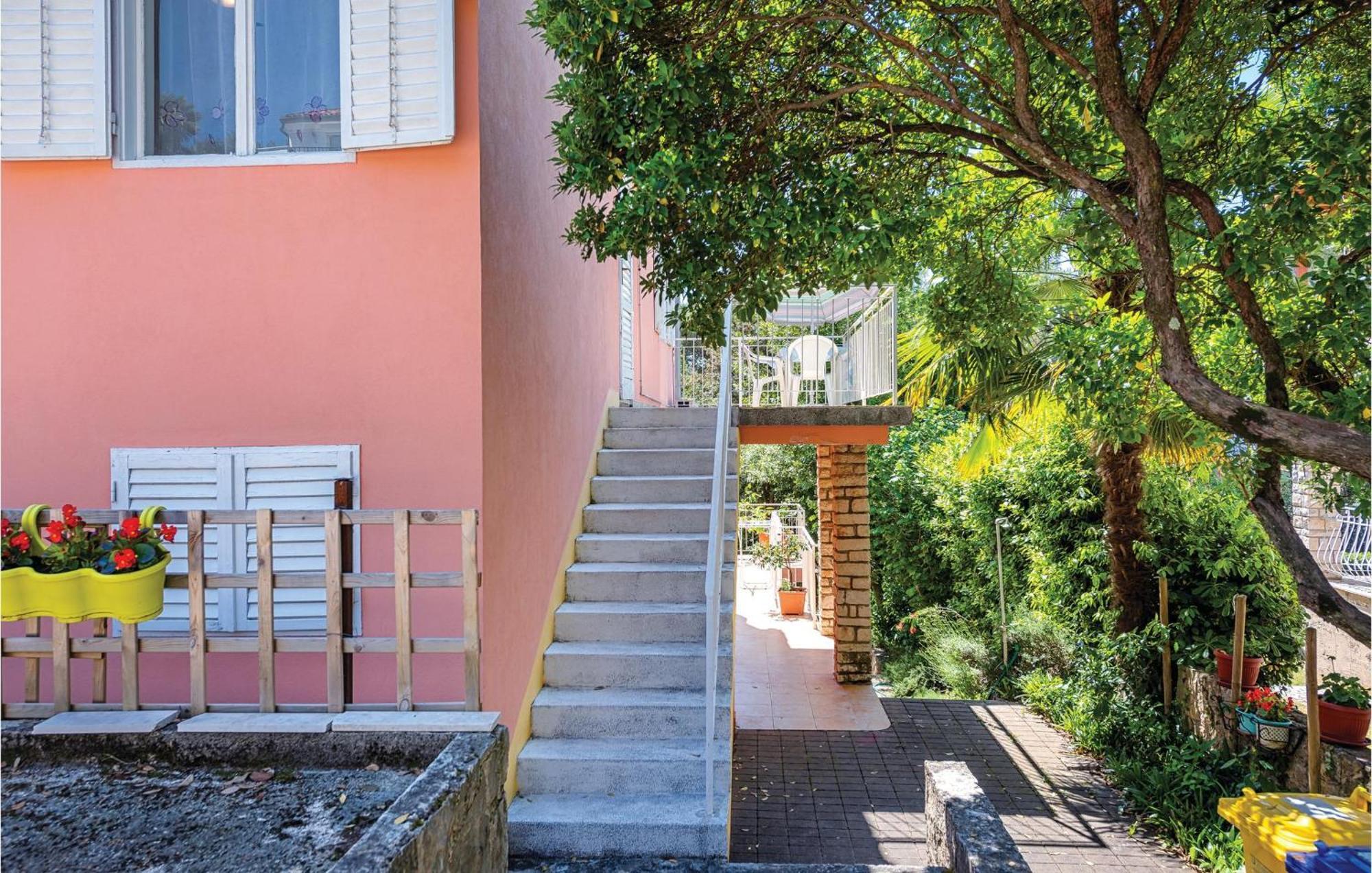 Amazing Apartment In Rovinj With Wifi Bagian luar foto