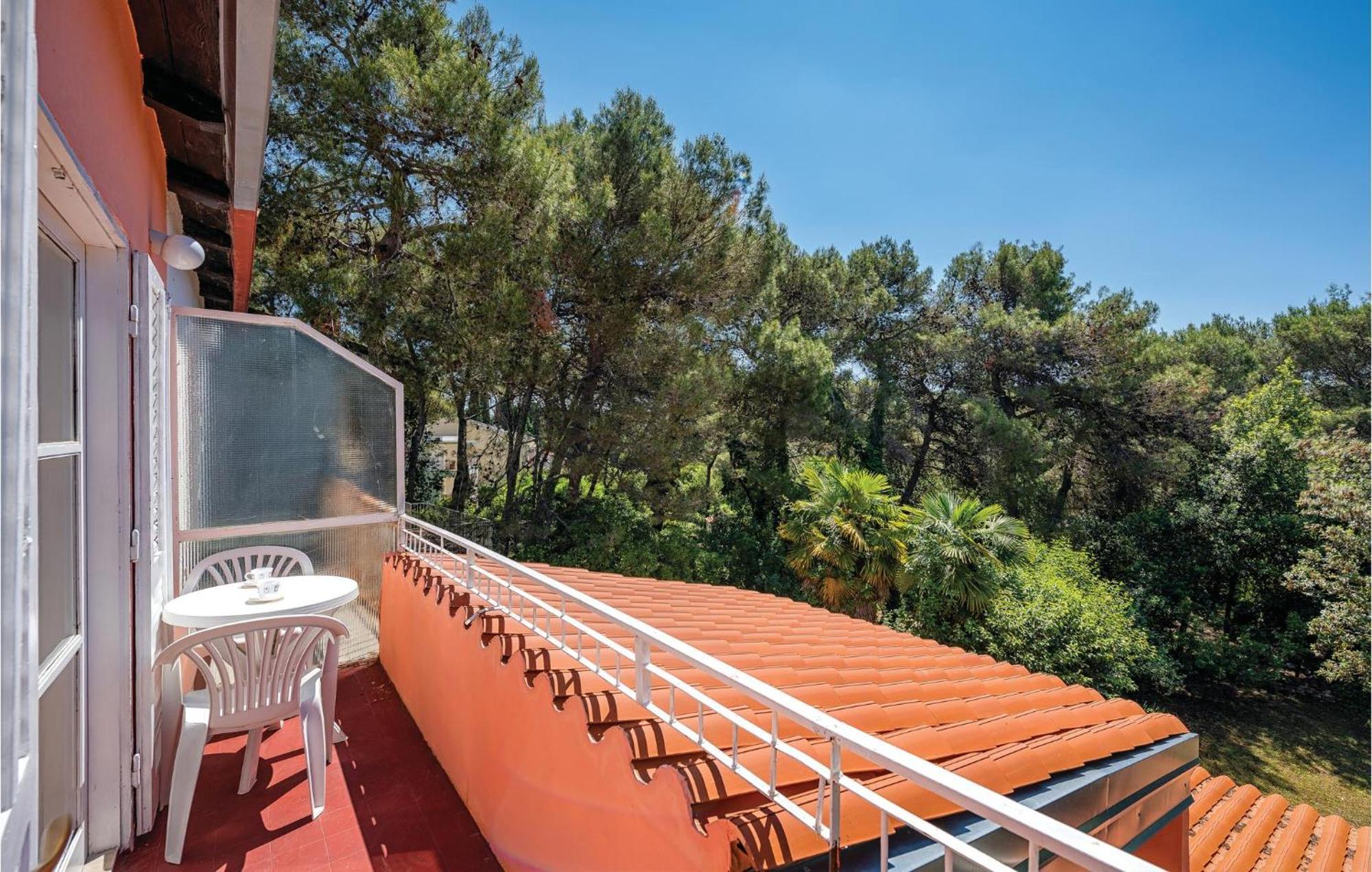 Amazing Apartment In Rovinj With Wifi Bagian luar foto