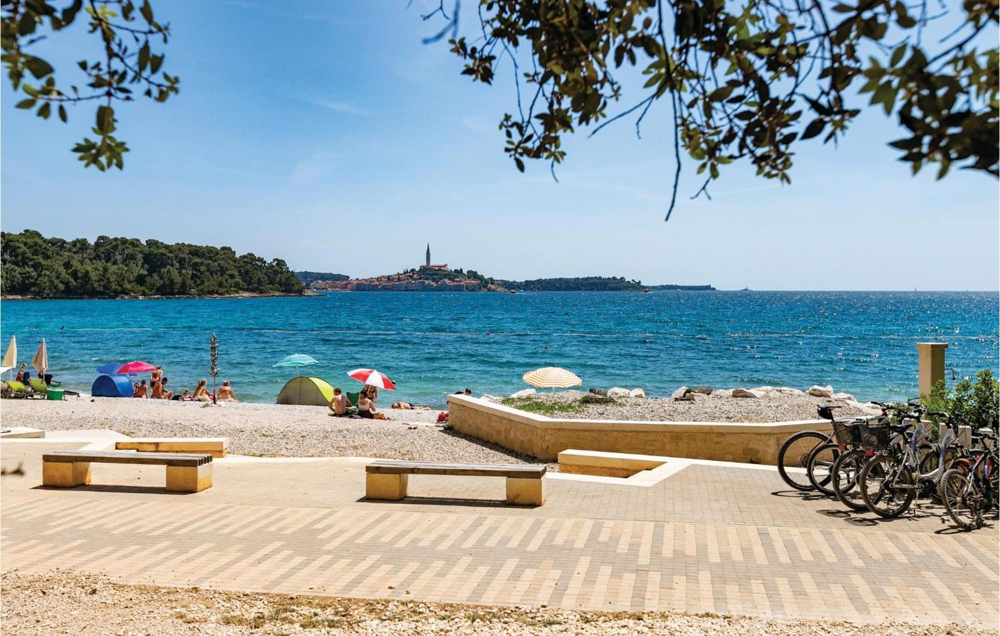 Amazing Apartment In Rovinj With Wifi Bagian luar foto
